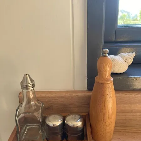 Atlantic Way Shepherd Hut Glamping