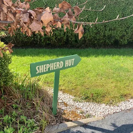 Atlantic Way Shepherd Hut *