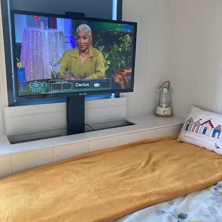 Atlantic Way Shepherd Hut Glamping Moville