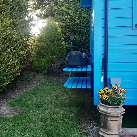 Glamping Atlantic Way Shepherd Hut