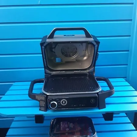 Atlantic Way Shepherd Hut Мовилл