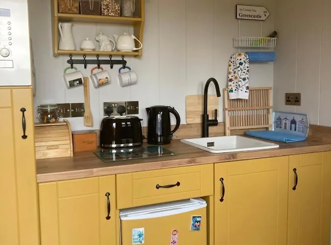 Atlantic Way Shepherd Hut *